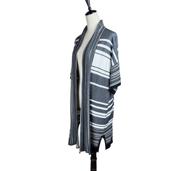 Vince Black & White Stripe Knit Short Sleeve Longline Open Cardigan Sweater - Picture 5 of 12